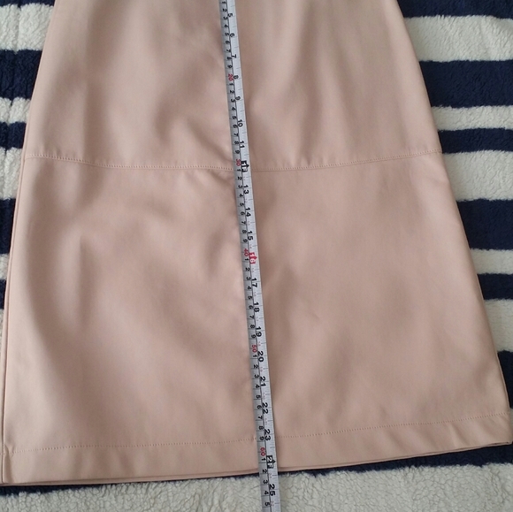 BNWT Faux Leather Skirt - Picture 12 of 13